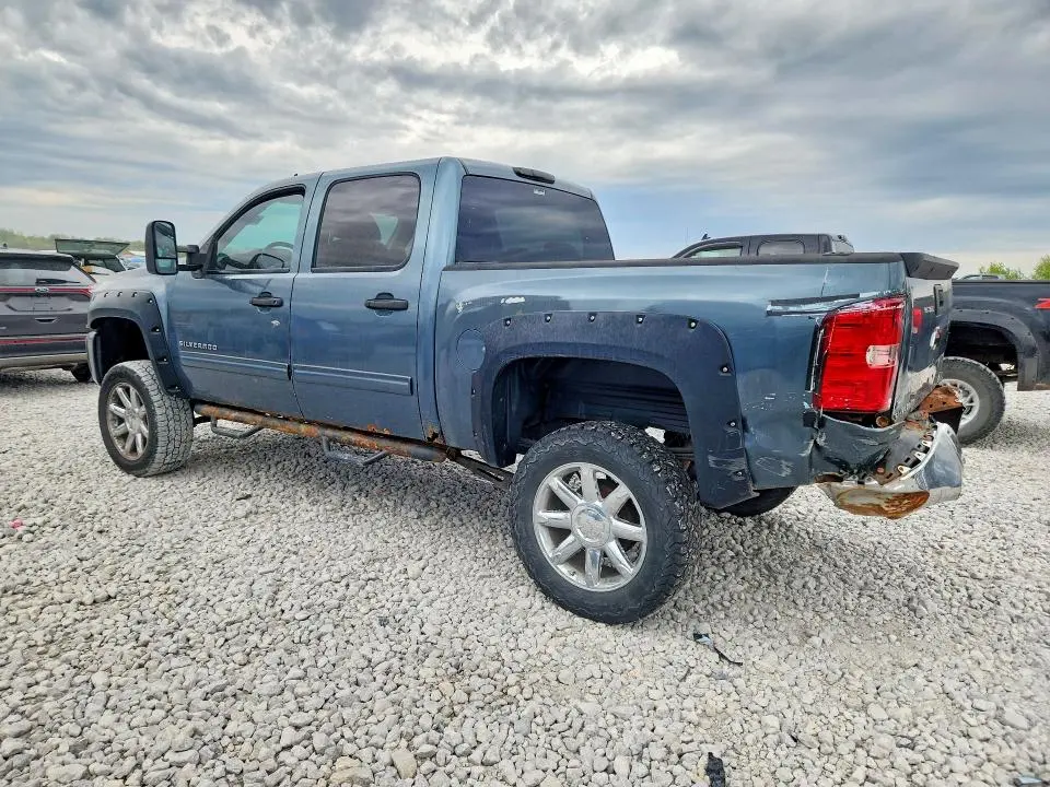 2010 CHEVROLET SILVERADO K1500 LT  