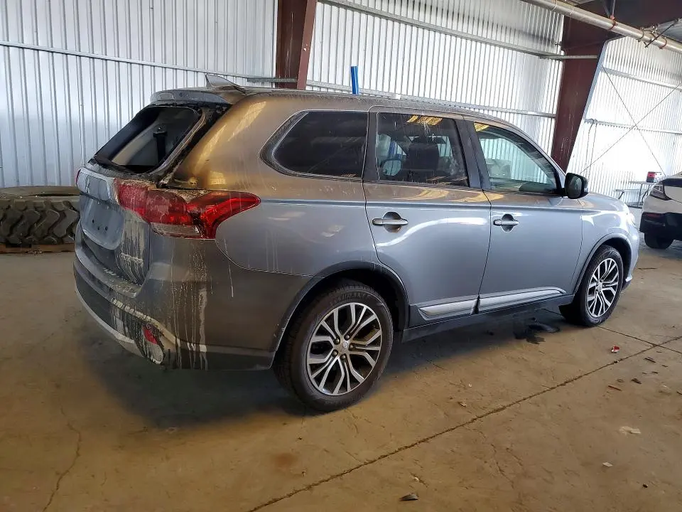 2018 MITSUBISHI OUTLANDER ES  