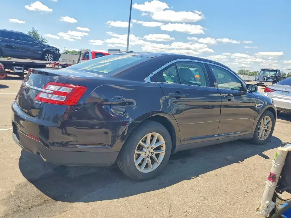 2014 FORD TAURUS SE  