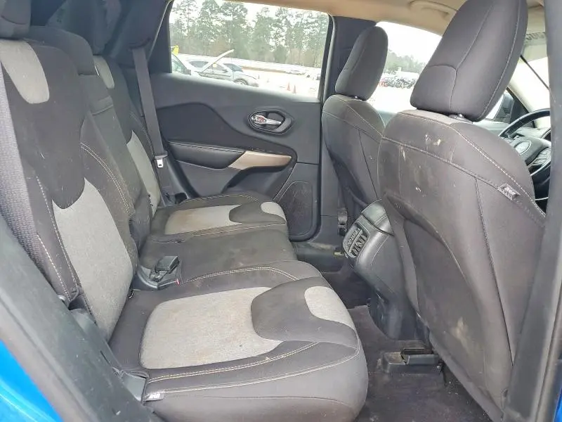 2017 JEEP CHEROKEE SPORT  