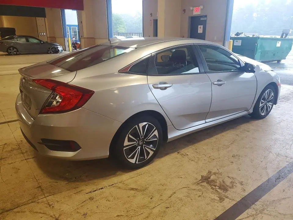 2018 HONDA CIVIC EX  