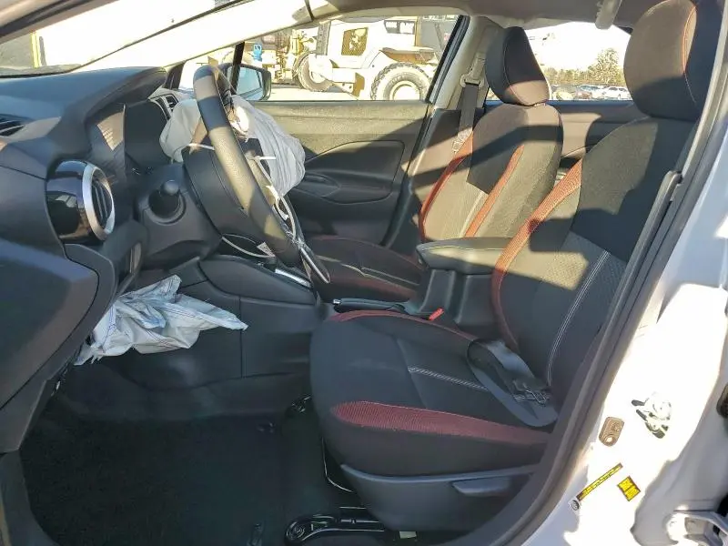 2025 NISSAN VERSA SR  