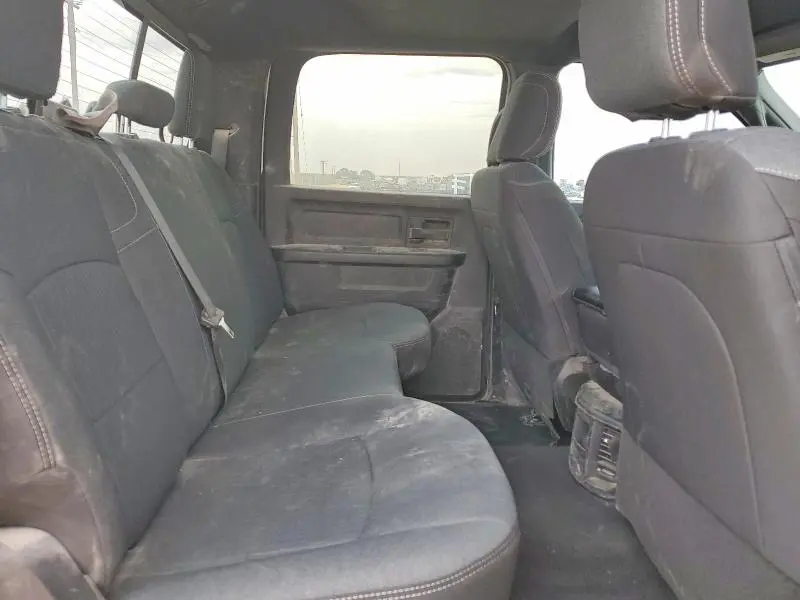 2023 RAM 2500 TRADESMAN  