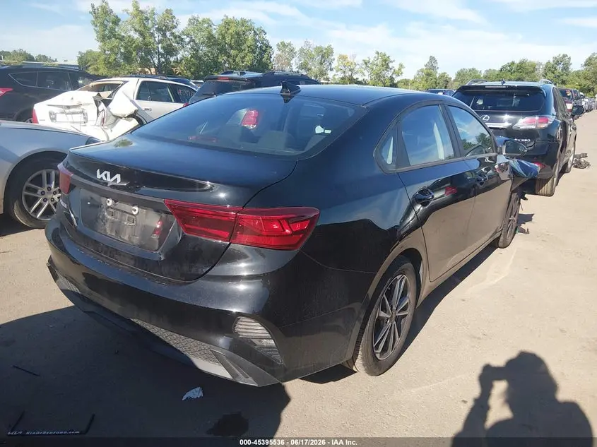 2023 KIA FORTE LXS
