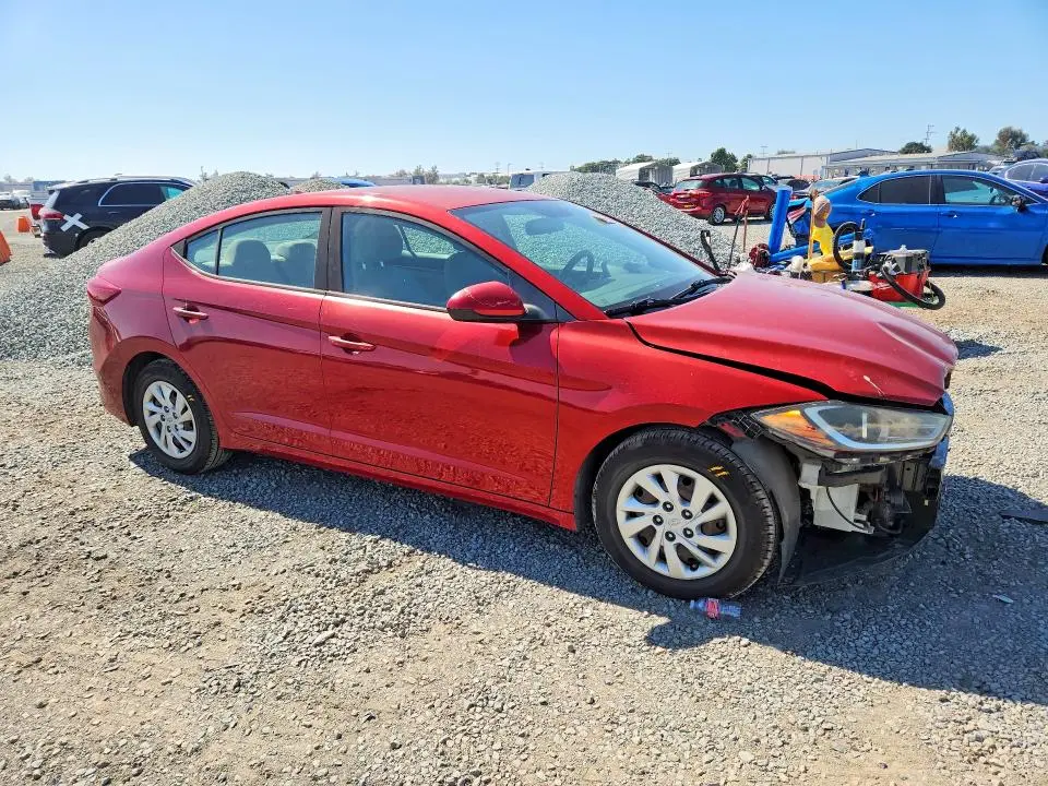 2017 HYUNDAI ELANTRA SE  