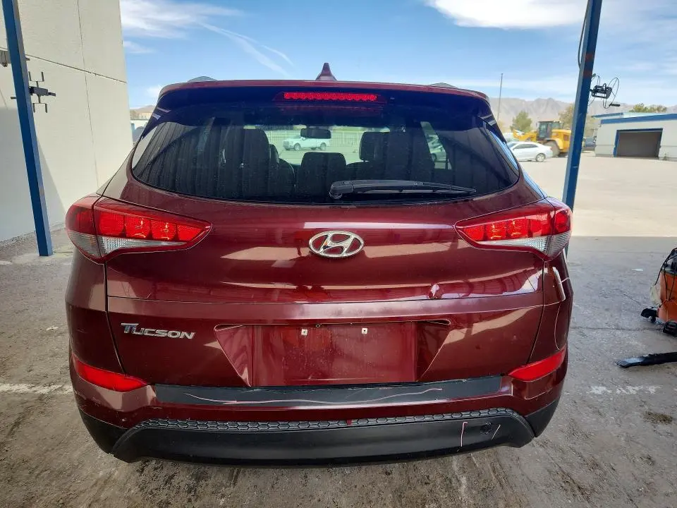2017 HYUNDAI TUCSON SE PLUS  