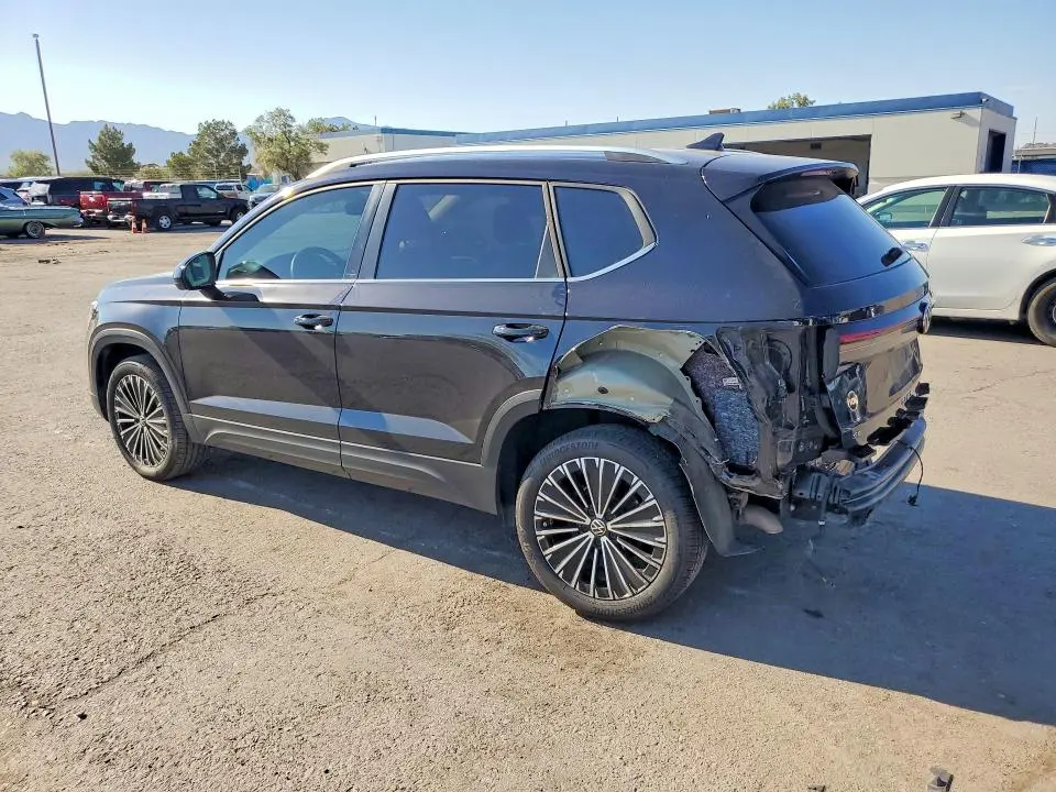 2025 VOLKSWAGEN TAOS SE  