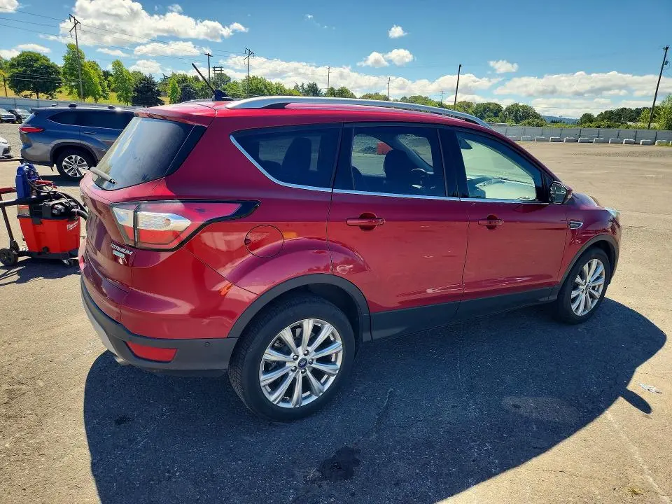 2018 FORD ESCAPE TITANIUM  