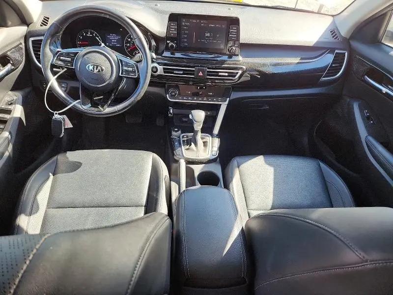2021 KIA SELTOS EX  
