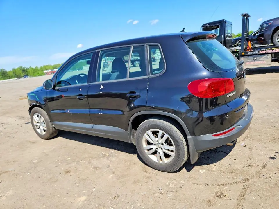 2014 VOLKSWAGEN TIGUAN S  