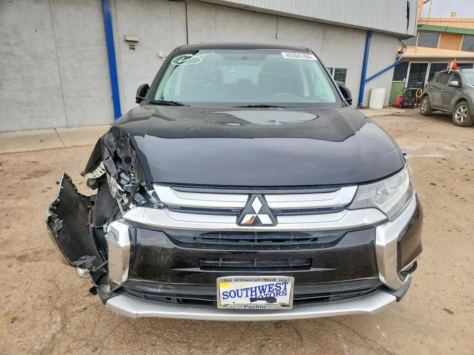 2018 MITSUBISHI OUTLANDER SE  