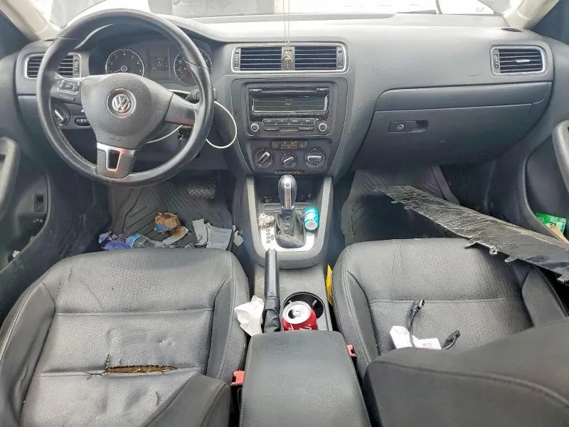 2012 VOLKSWAGEN JETTA SE  