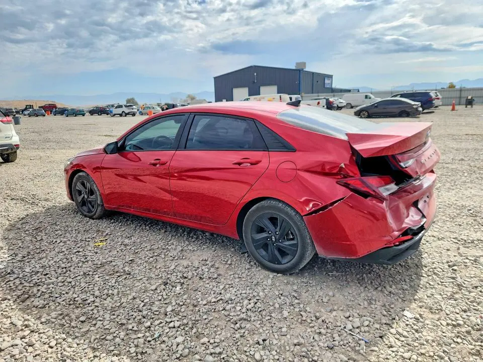 2021 HYUNDAI ELANTRA SEL  