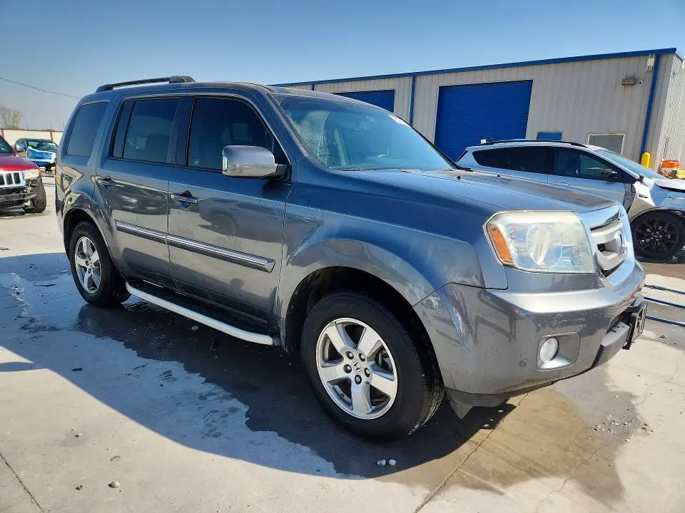2010 HONDA PILOT TOURING  