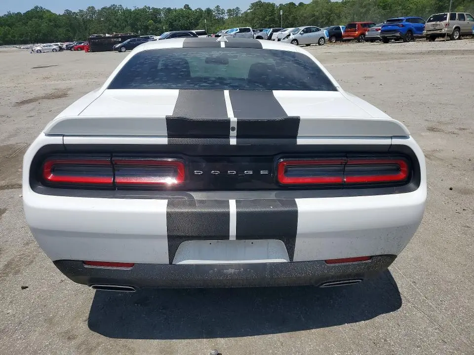 2018 DODGE CHALLENGER SXT  
