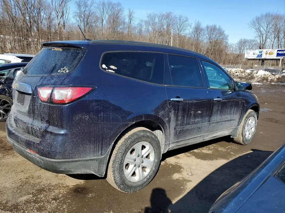 2015 CHEVROLET TRAVERSE LS  