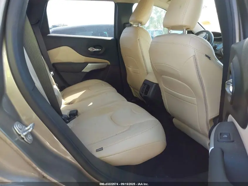 2017 JEEP CHEROKEE LATITUDE FWD