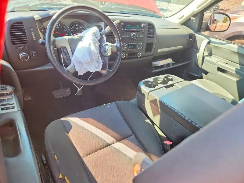 2011 CHEVROLET SILVERADO K1500 LT  
