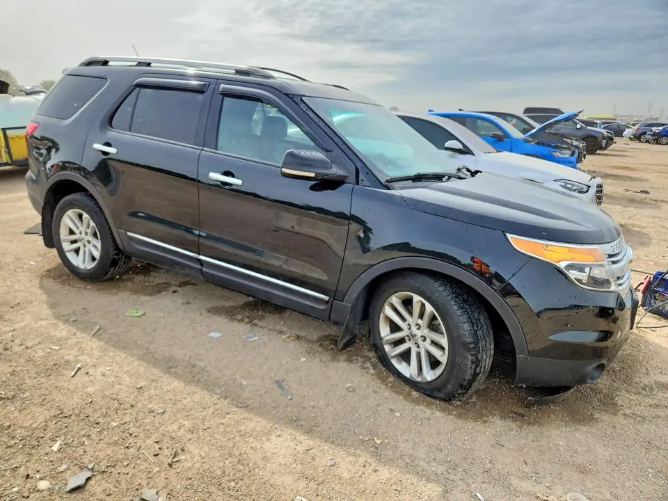 2011 FORD EXPLORER XLT  