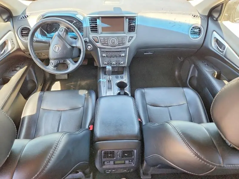 2019 NISSAN PATHFINDER SL  