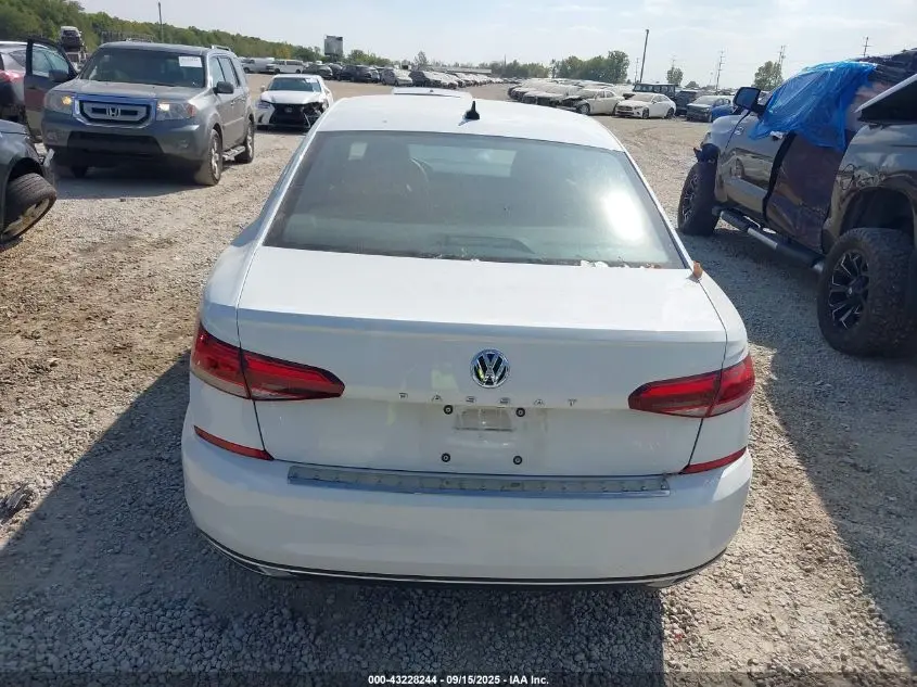 2022 VOLKSWAGEN PASSAT 2.0T SE