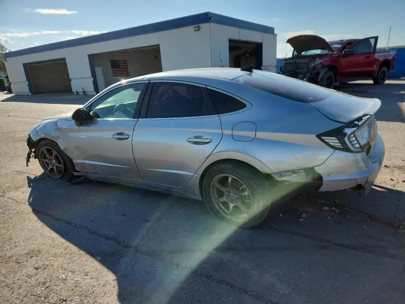 2021 HYUNDAI SONATA SE  