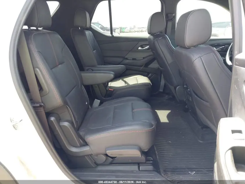 2023 CHEVROLET TRAVERSE FWD RS