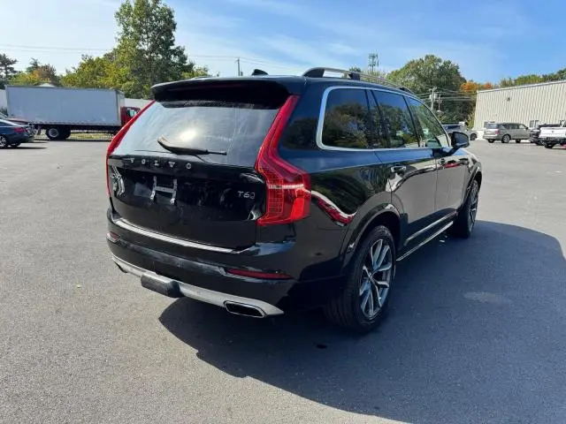 2017 VOLVO XC90 T6  