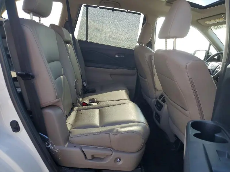 2017 HONDA PILOT TOURING  