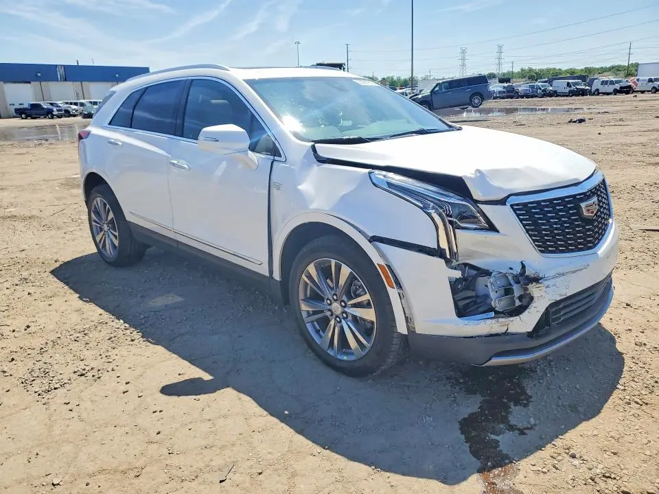 2024 CADILLAC XT5 PREMIUM LUXURY  
