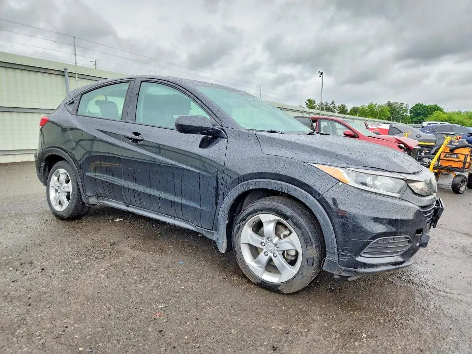 2021 HONDA HR-V LX  