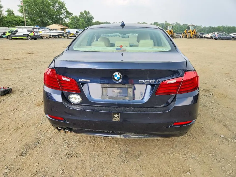 2015 BMW 528 XI  