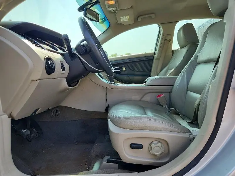2011 FORD TAURUS SEL  