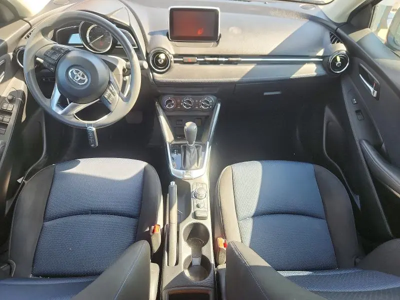 2017 TOYOTA YARIS IA BASE  