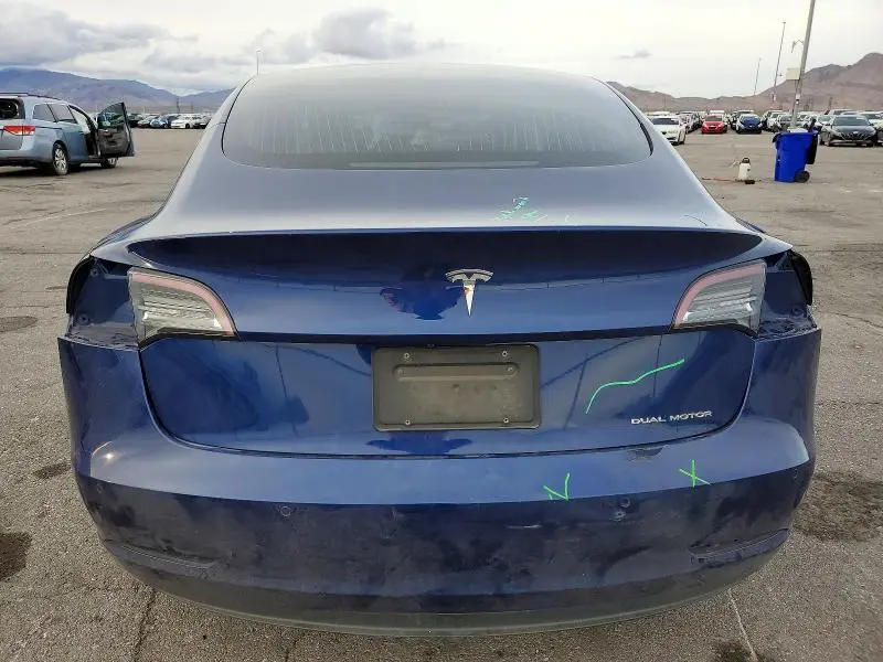 2018 TESLA MODEL 3   