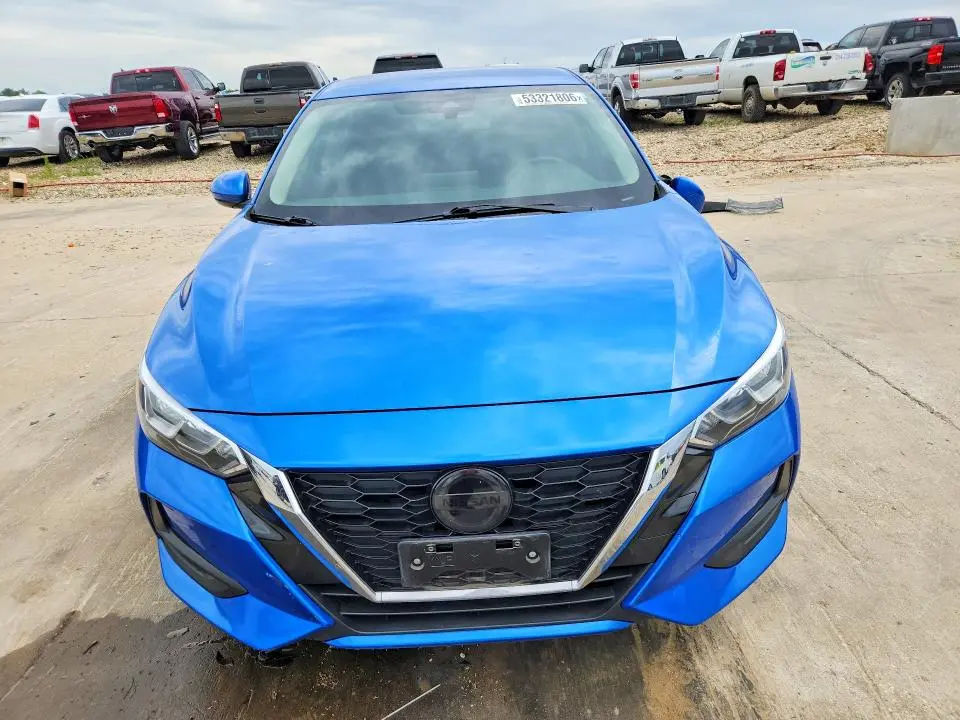 2022 NISSAN SENTRA SV  