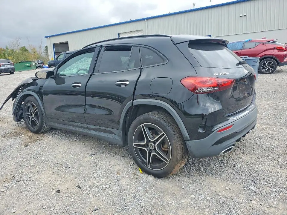 2021 MERCEDES-BENZ GLA 250 4MATIC  