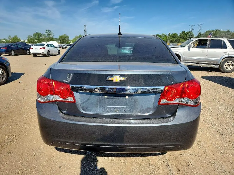 2013 CHEVROLET CRUZE LT  