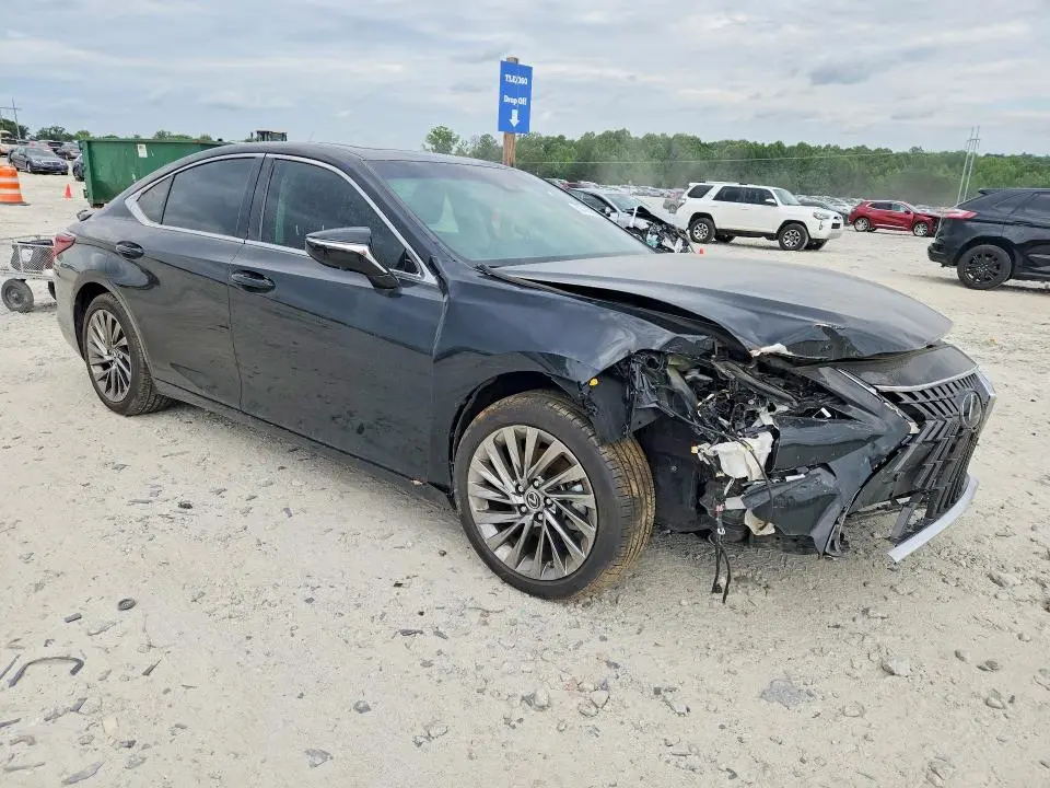 2024 LEXUS ES 300H ULTRA LUXURY  
