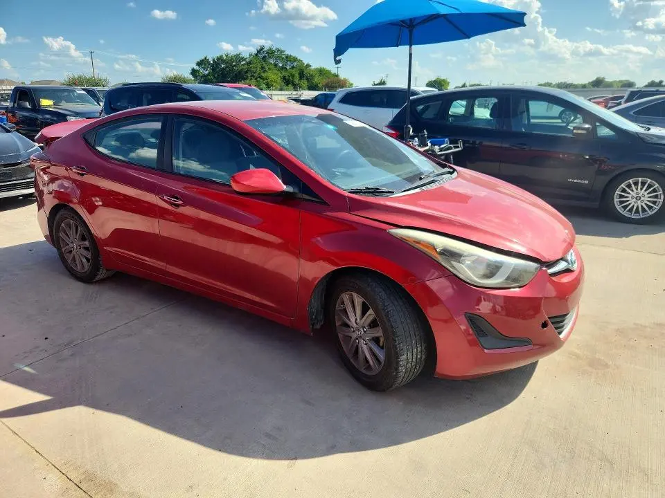 2014 HYUNDAI ELANTRA SE  