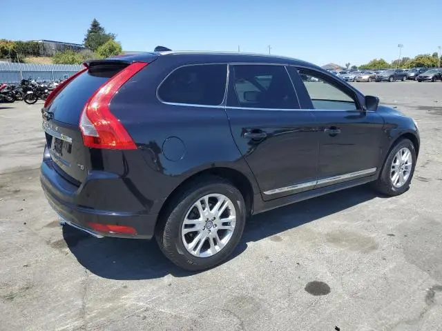 2015 VOLVO XC60 T5 PREMIER  