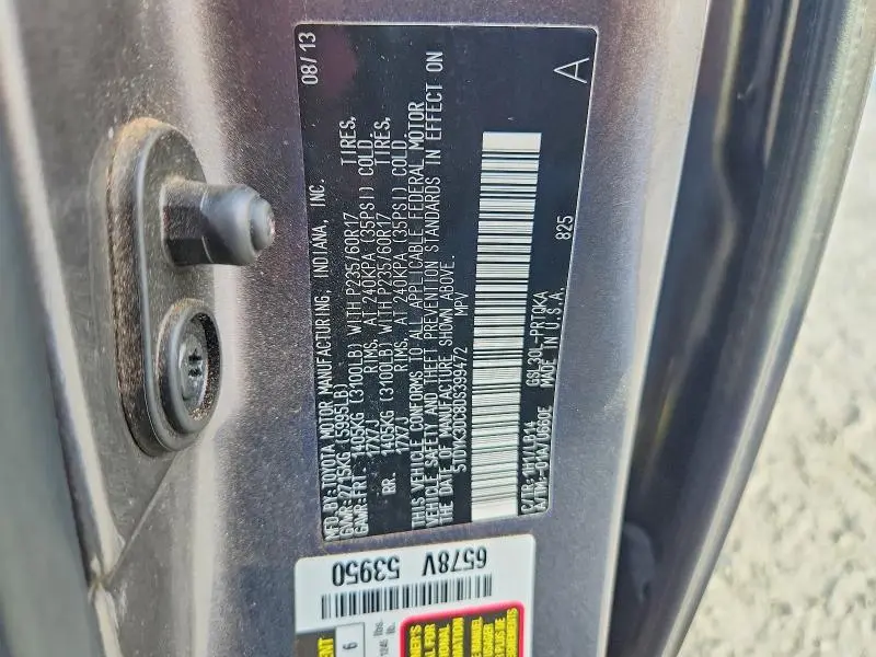 2013 TOYOTA SIENNA XLE 8-PASSENGER  