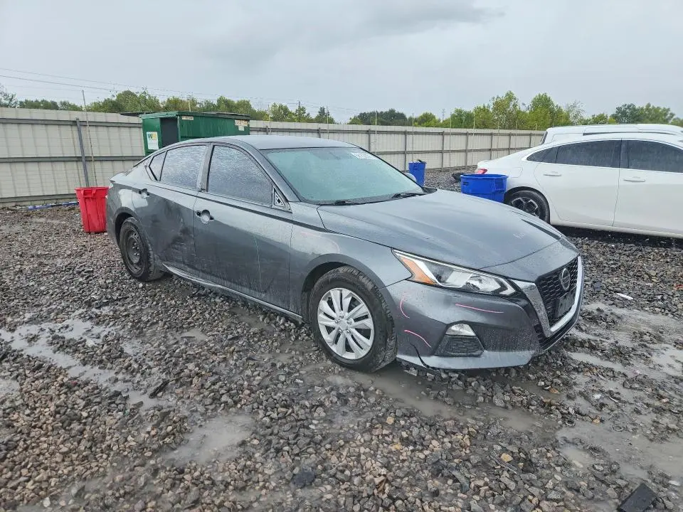 2019 NISSAN ALTIMA S  