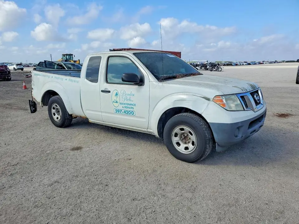2016 NISSAN FRONTIER S  