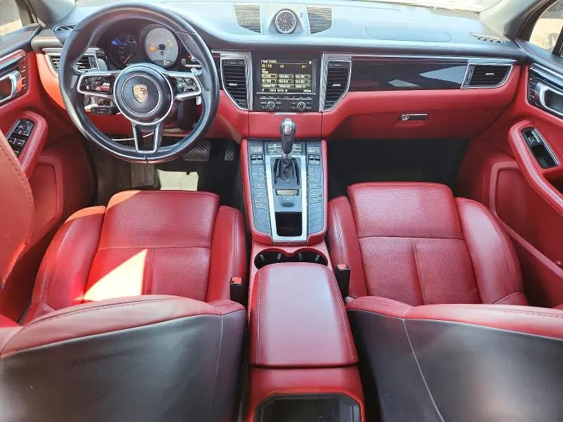 2015 PORSCHE MACAN S  