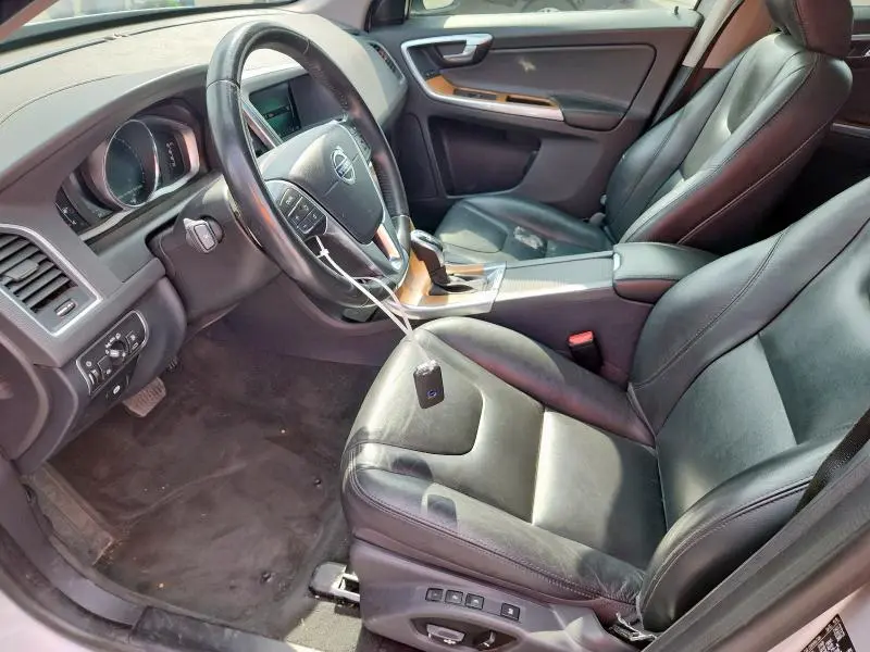2017 VOLVO XC60 T5 INSCRIPTION  