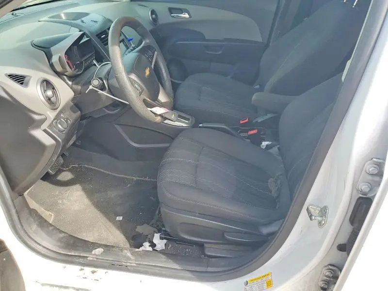 2016 CHEVROLET SONIC LT  