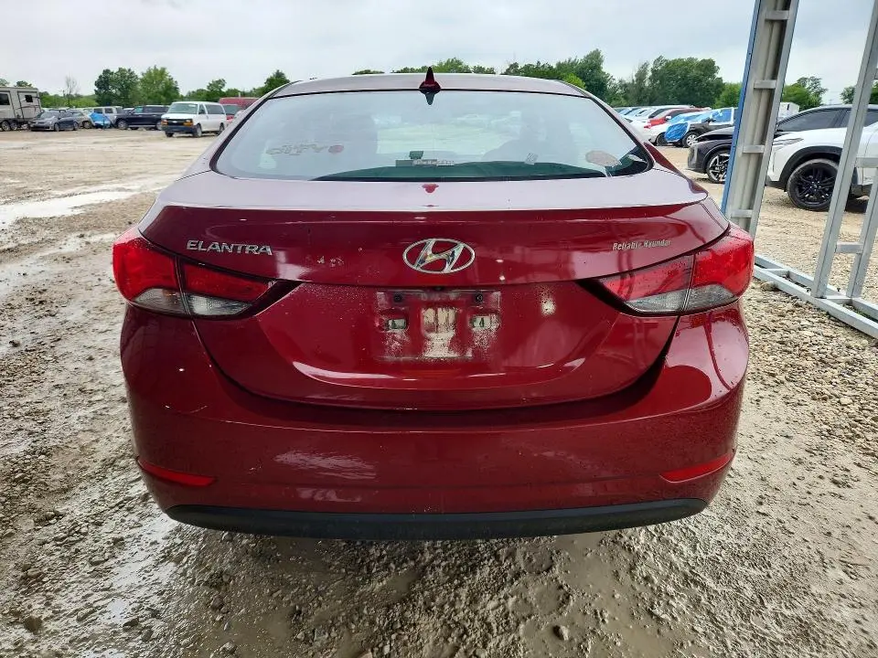 2015 HYUNDAI ELANTRA SE  