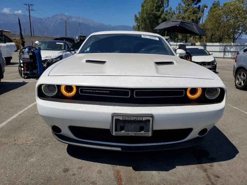 2019 DODGE CHALLENGER SXT  