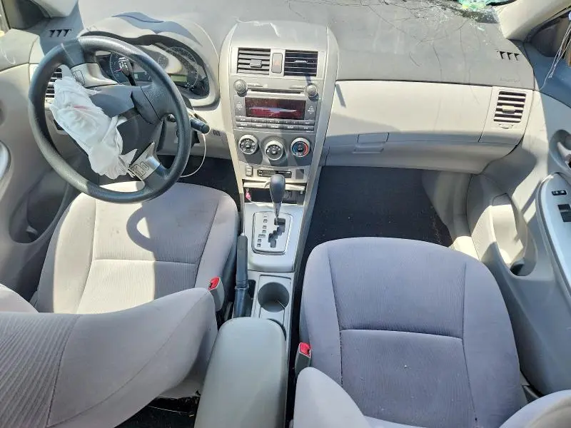 2011 TOYOTA COROLLA LE  